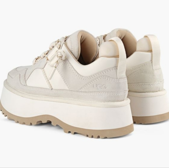 UGG NWT Astromel - Picture 3 of 5